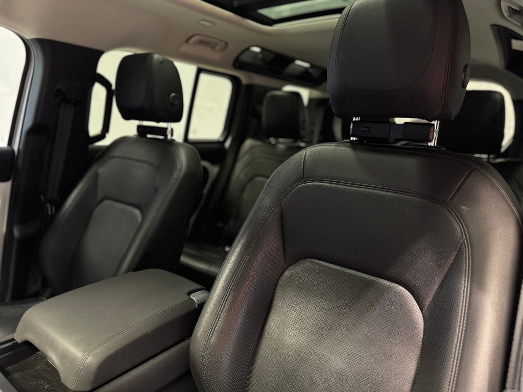 2023 LAND ROVER DEFENDER - Image 21