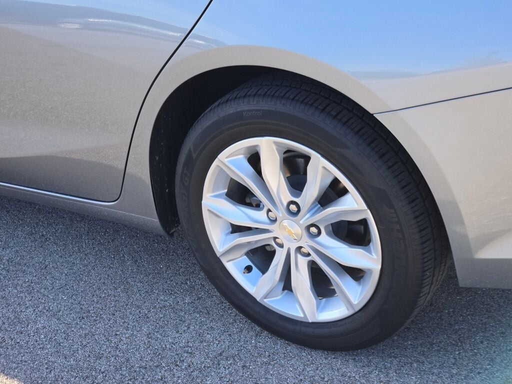 2024 CHEVROLET MALIBU - Image 17