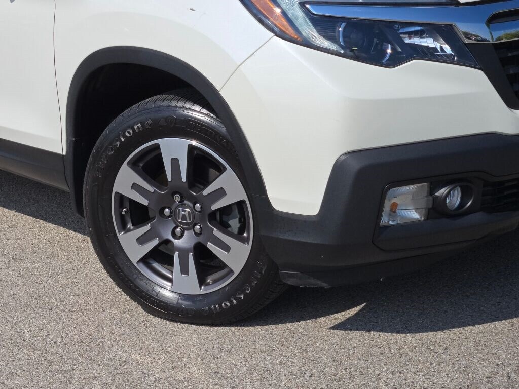 2019 Honda Ridgeline RTL-T photo 3