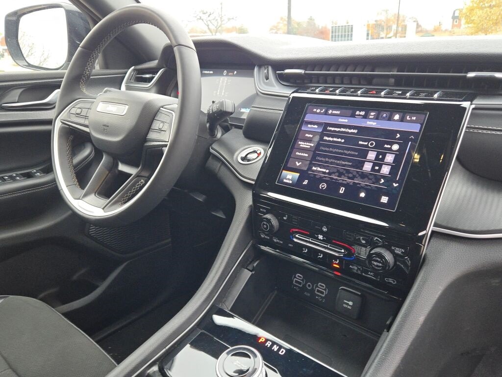 2024 JEEP GRAND CHEROKEE - Image 9