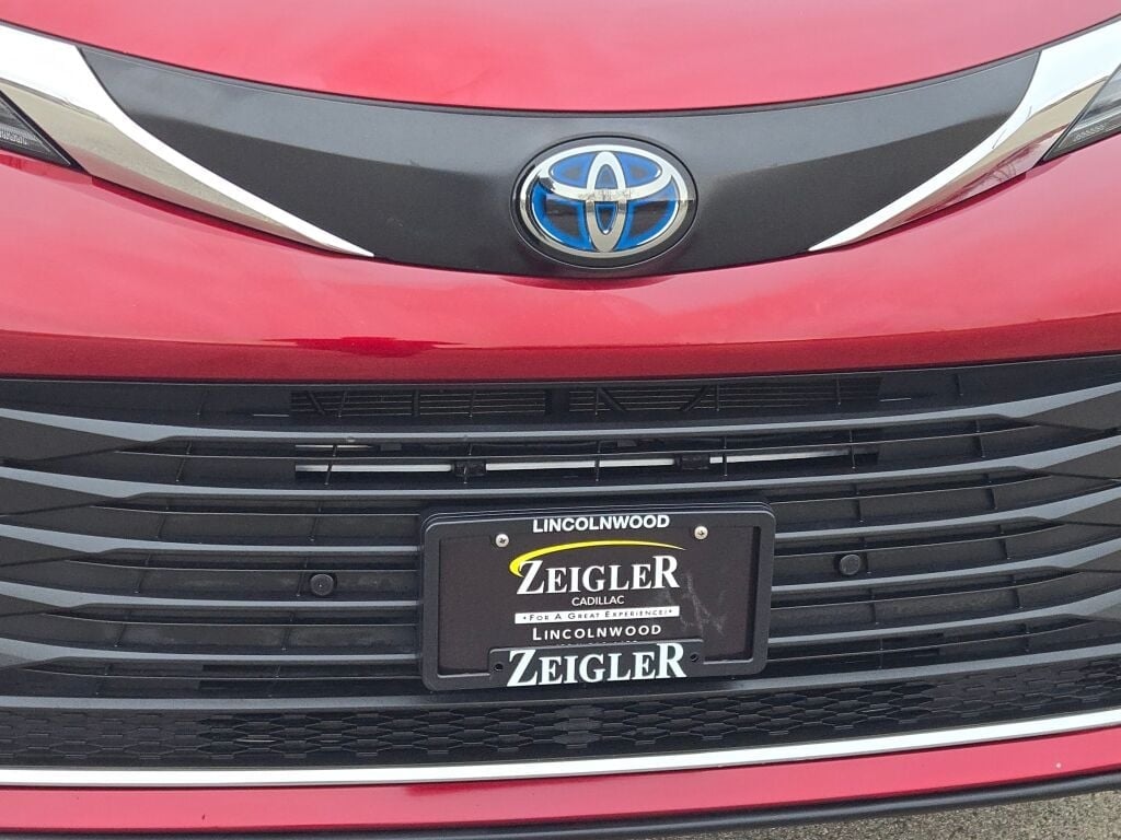 2023 TOYOTA SIENNA - Image 6