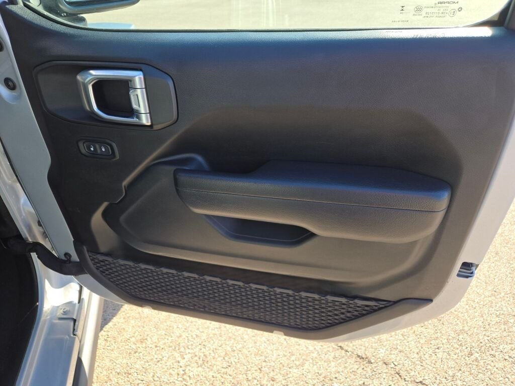 2024 JEEP WRANGLER - Image 6