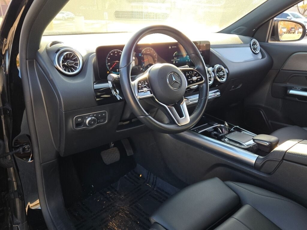 2022 MERCEDES-BENZ GLA-CLASS - Image 24