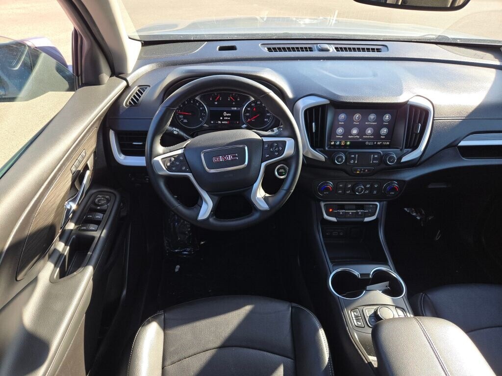 2024 GMC TERRAIN - Image 21