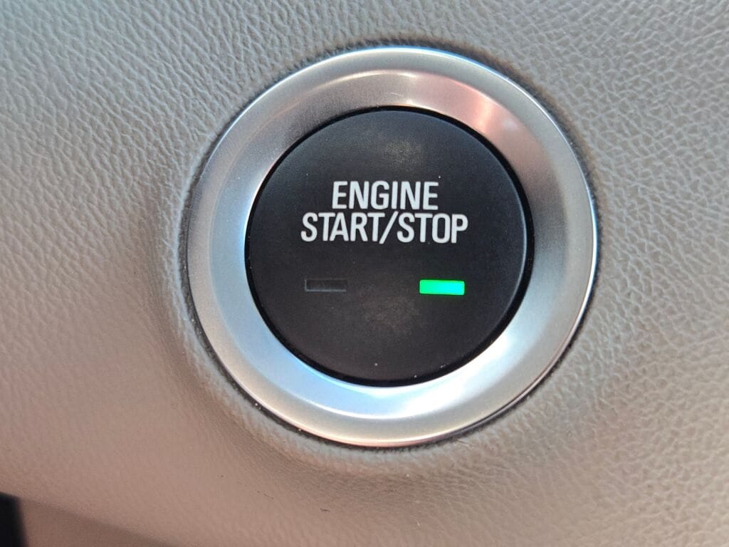 2024 GMC TERRAIN - Image 30