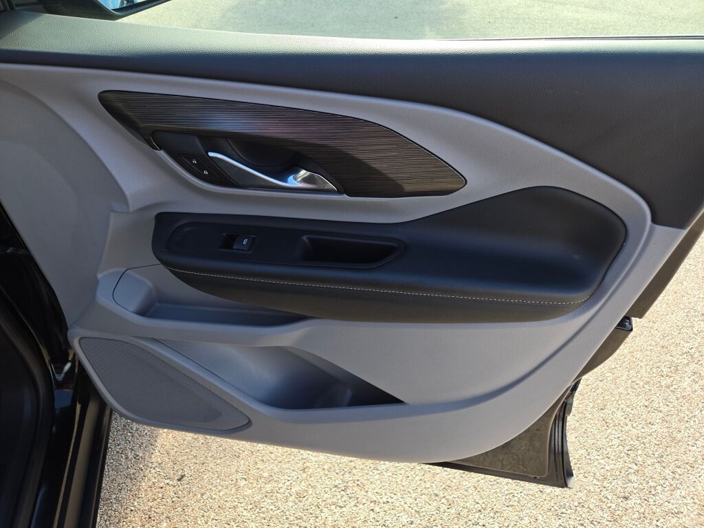 2024 GMC TERRAIN - Image 6