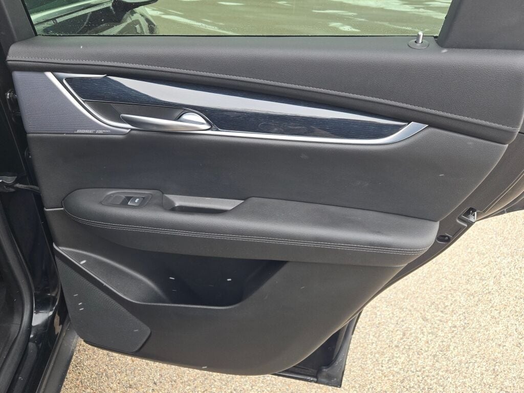 2024 CADILLAC XT5 - Image 10