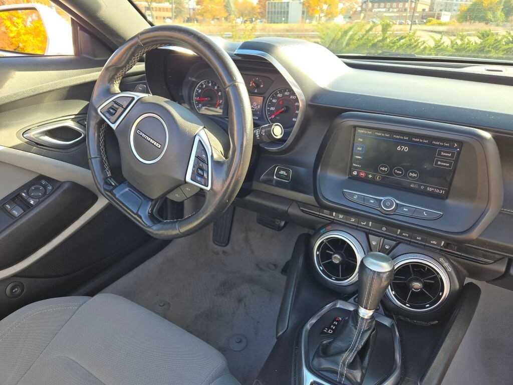 2020 CHEVROLET CAMARO - Image 9