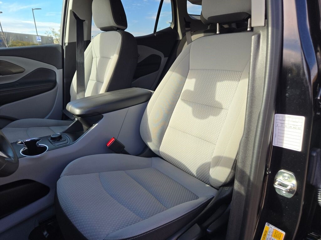 2024 GMC TERRAIN - Image 26