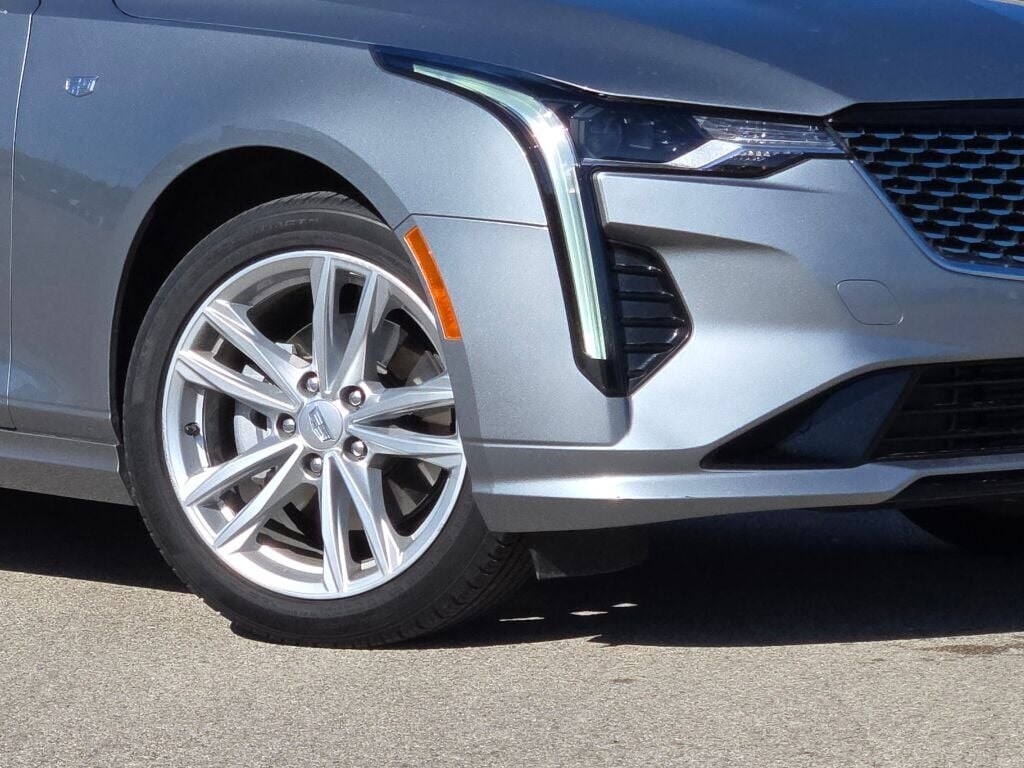 2023 CADILLAC CT4 - Image 3