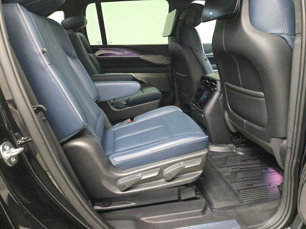 2025 CADILLAC ESCALADE IQ - Image 11