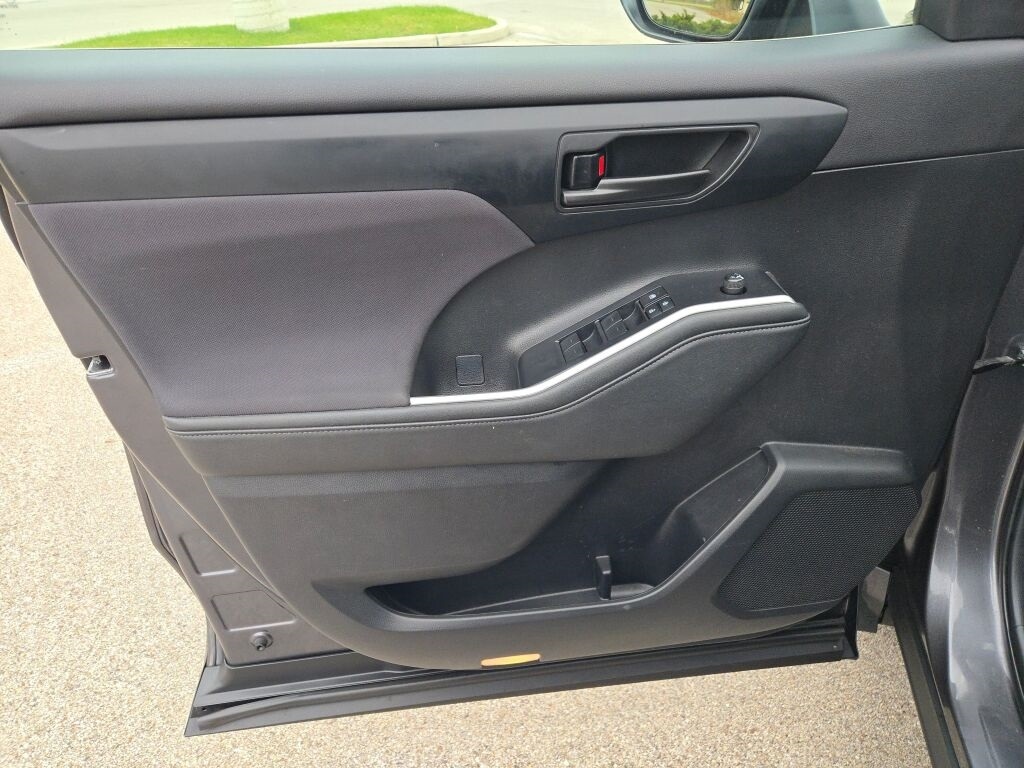 2023 TOYOTA HIGHLANDER - Image 22