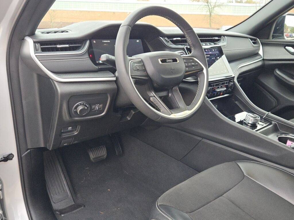 2024 JEEP GRAND CHEROKEE - Image 24