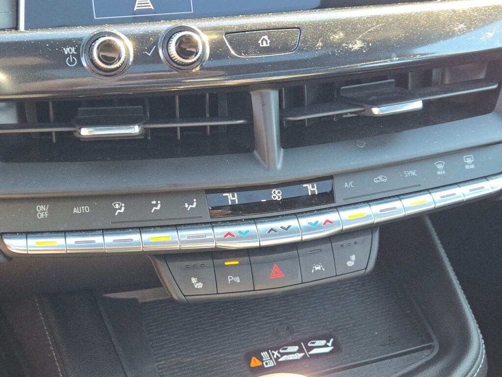 2023 CADILLAC CT4 - Image 32