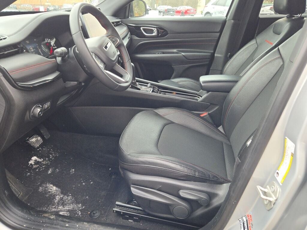 2024 JEEP COMPASS - Image 26