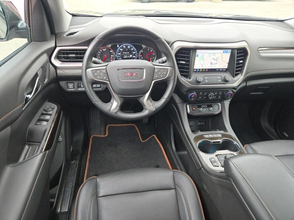 2023 GMC ACADIA - Image 22