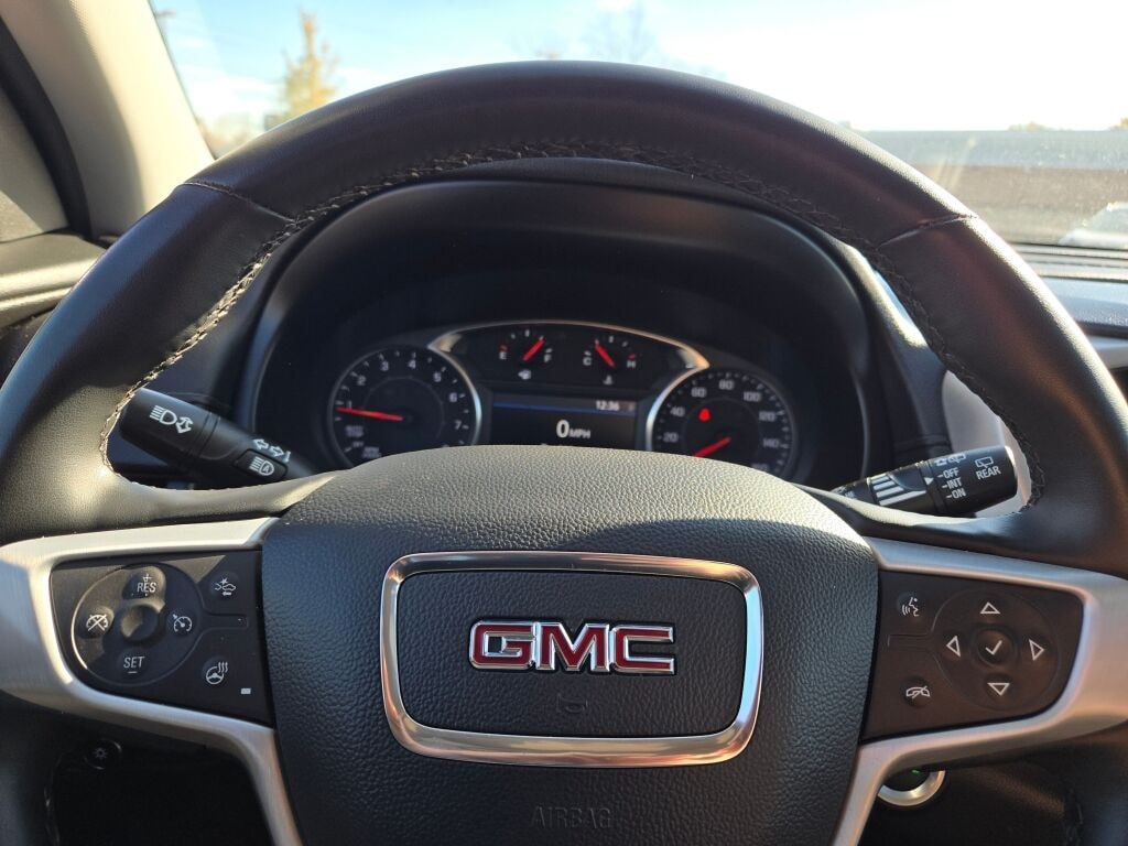 2024 GMC TERRAIN - Image 34