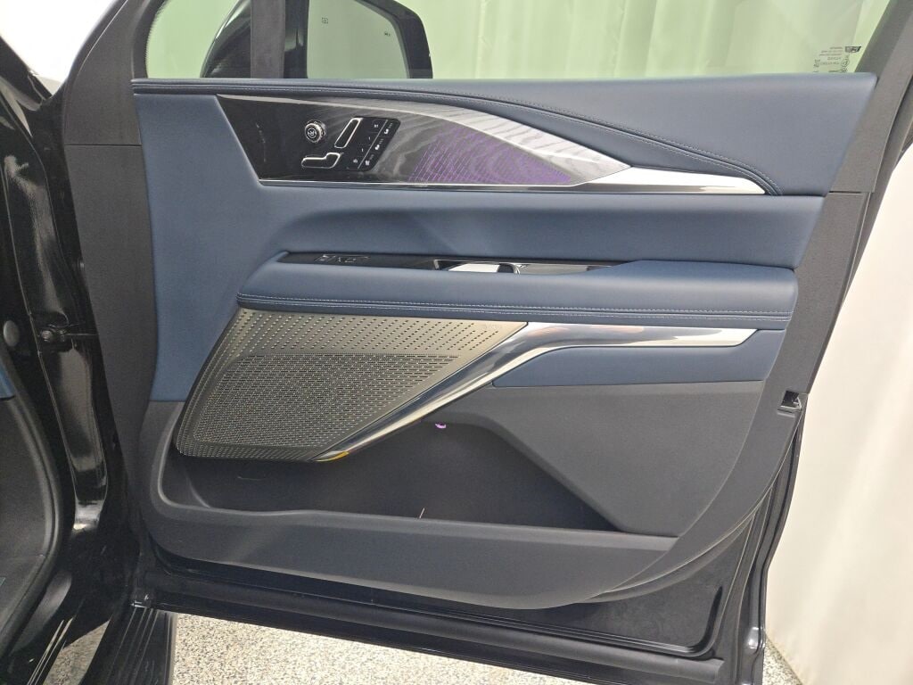 2025 CADILLAC ESCALADE IQ - Image 6
