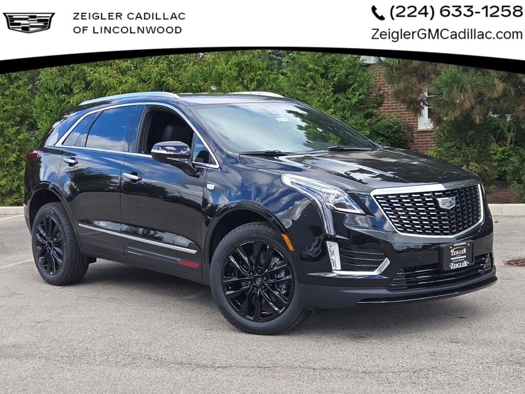 New 2025 CADILLAC XT5 Luxury SUV