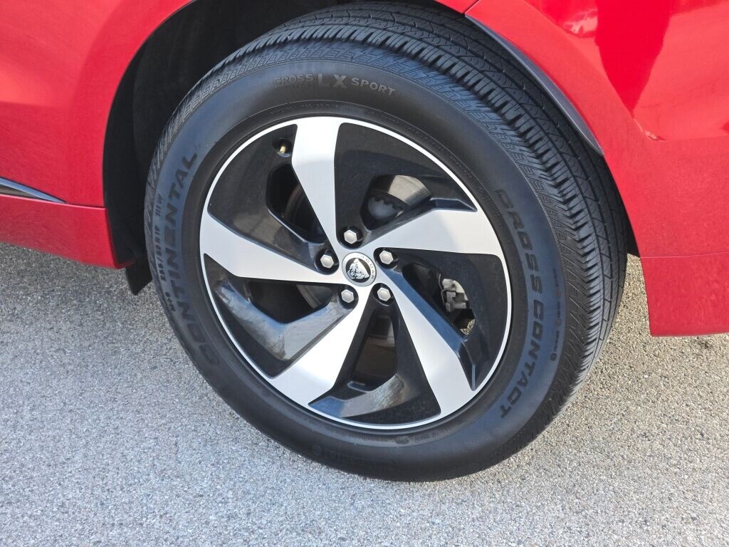 2024 JAGUAR F-PACE - Image 18