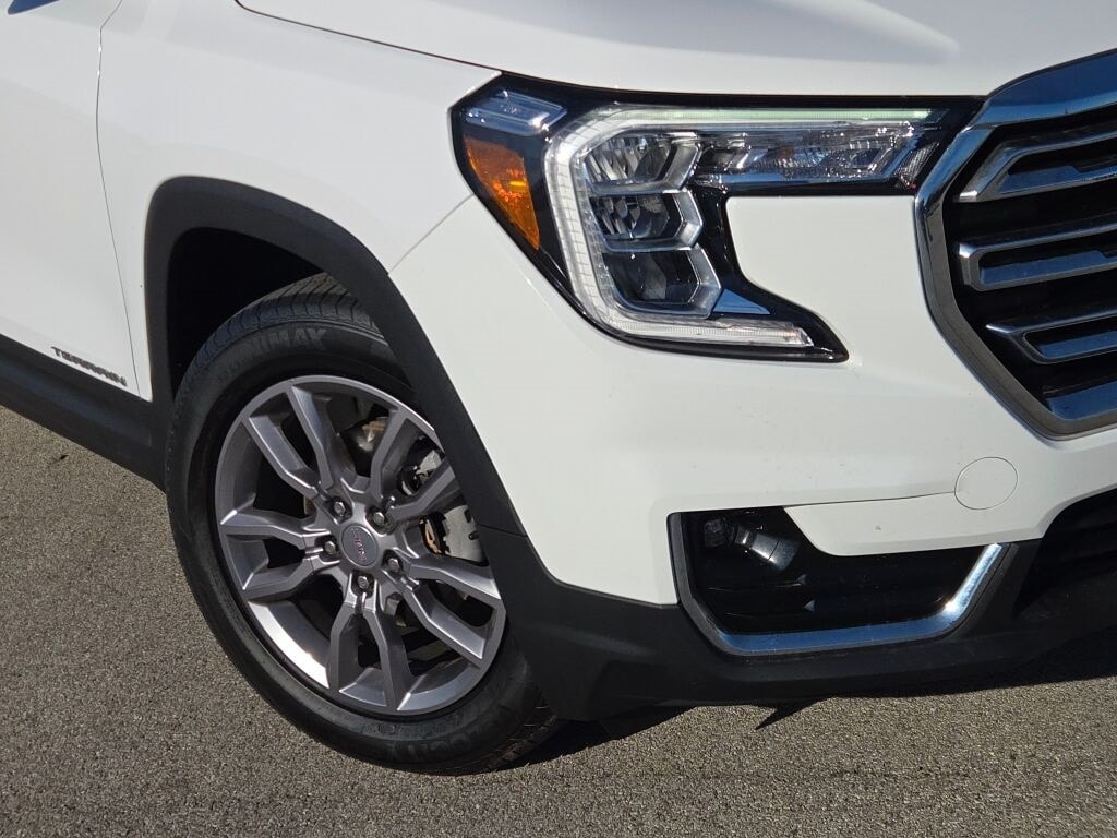 2022 GMC TERRAIN - Image 3