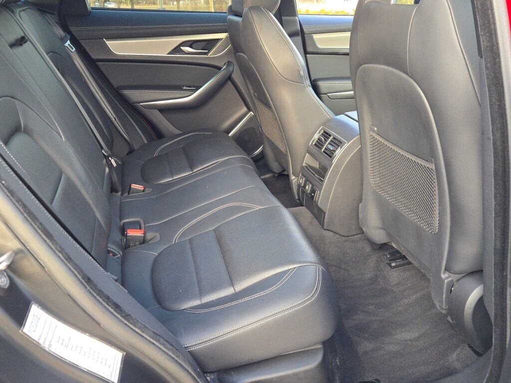 2024 JAGUAR F-PACE - Image 12