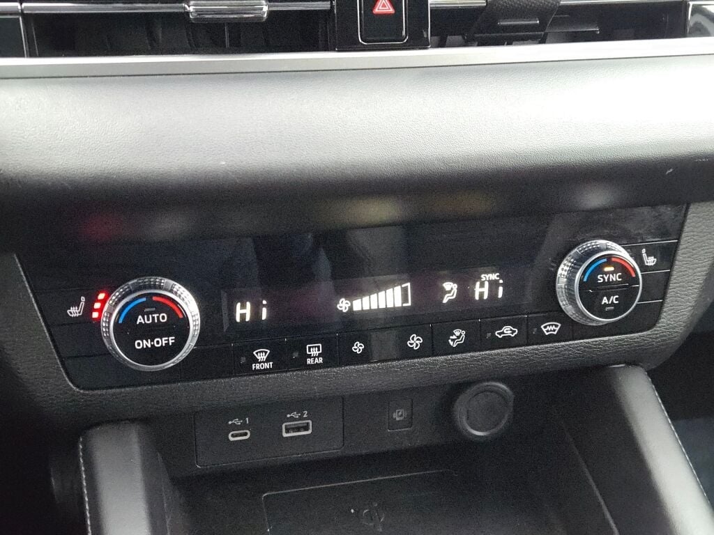 2024 MITSUBISHI OUTLANDER - Image 30