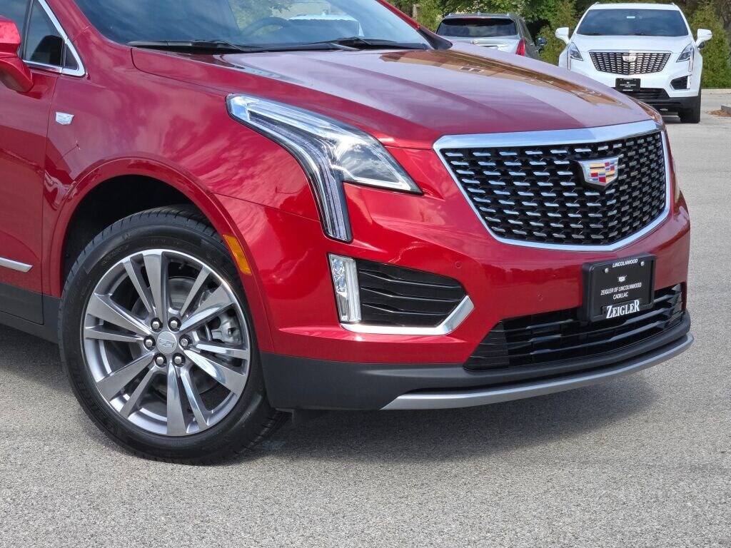 New 2025 CADILLAC XT5 Premium Luxury SUV