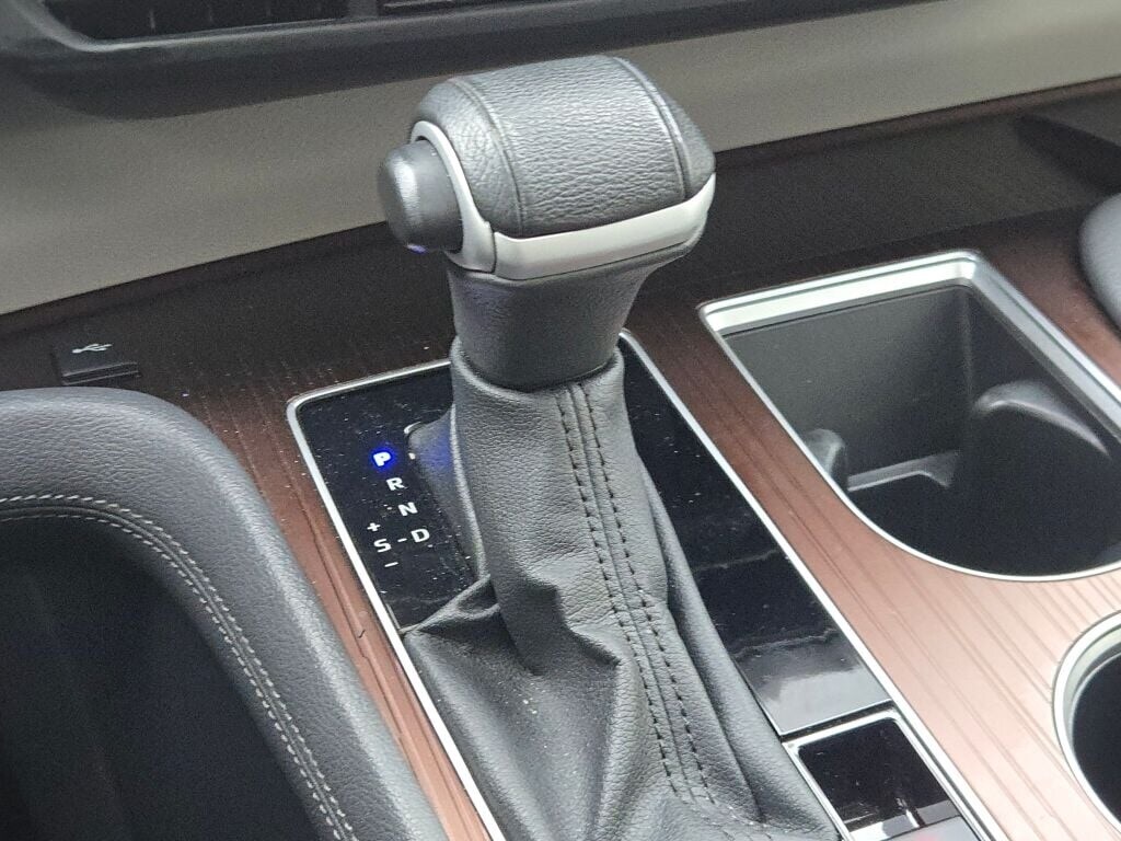 2023 TOYOTA SIENNA - Image 34