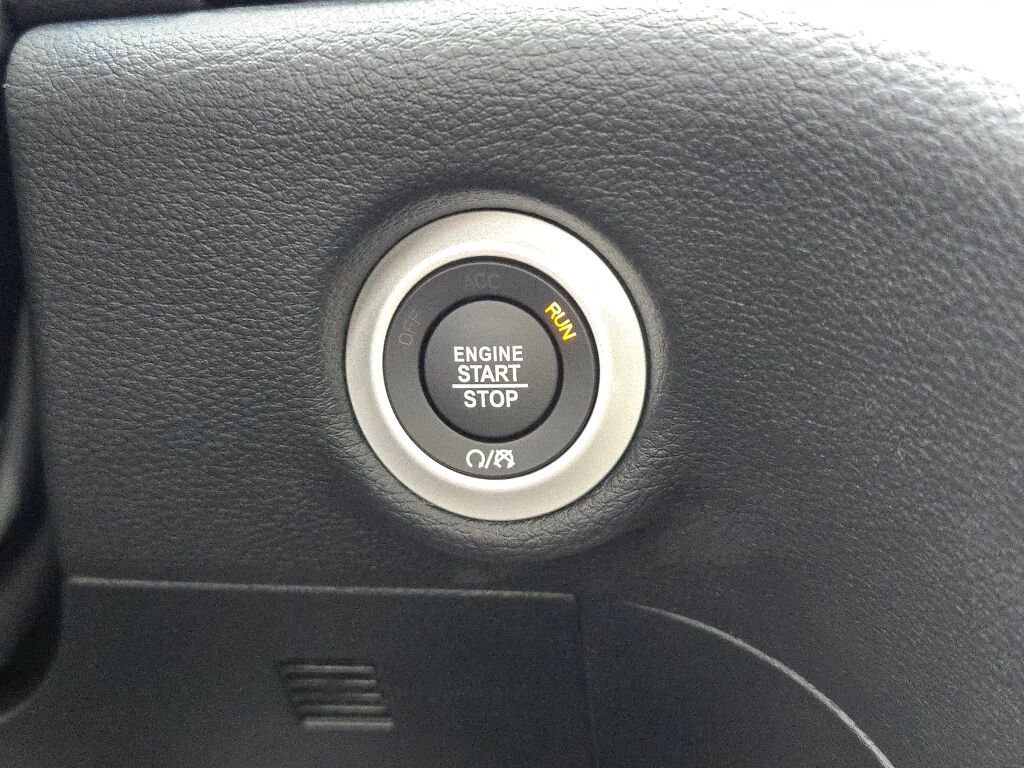 2026 Chrysler Pacifica Limited - Photo 32