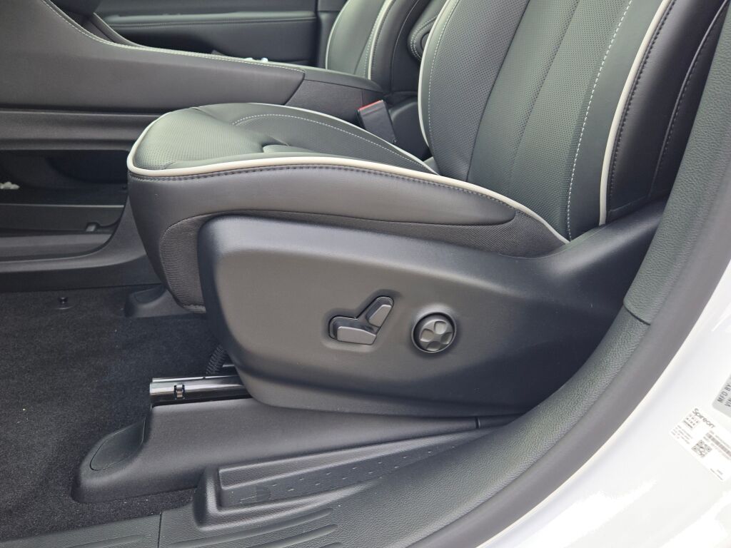 2026 Chrysler Pacifica Limited - Photo 25