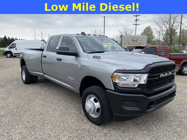 Used 2022 RAM Ram 3500 Pickup Tradesman with VIN 3C63RRGL8NG191376 for sale in Grandville, MI