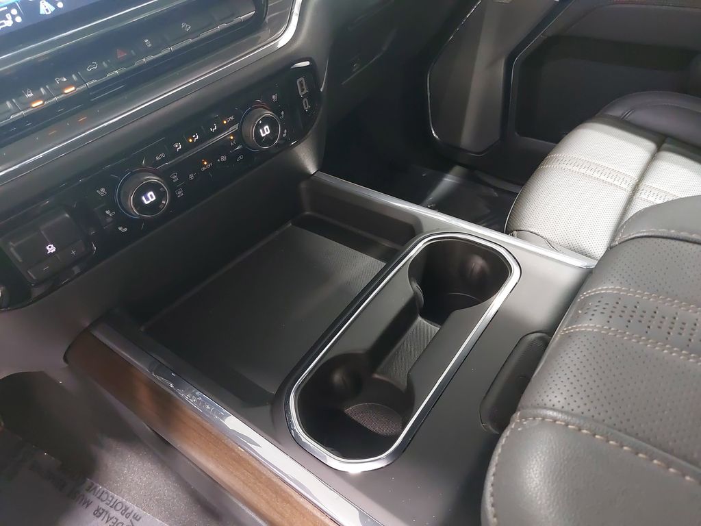 2024 CHEVROLET SILVERADO HD - Image 25