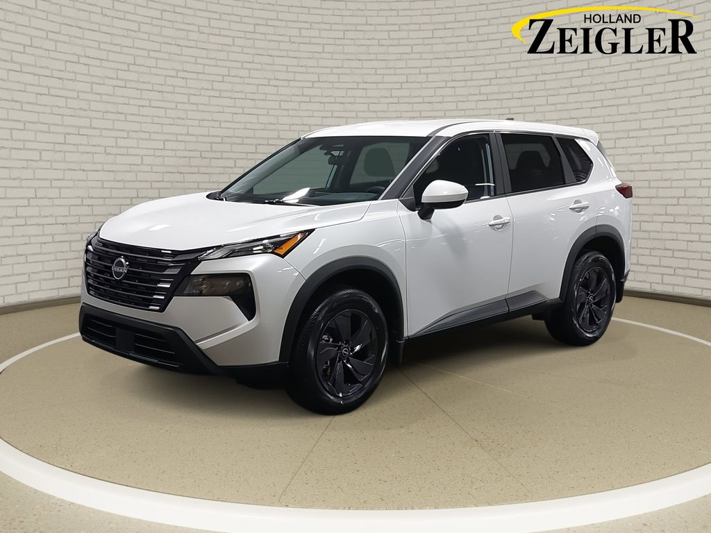 2026 Nissan Rogue SV's photo