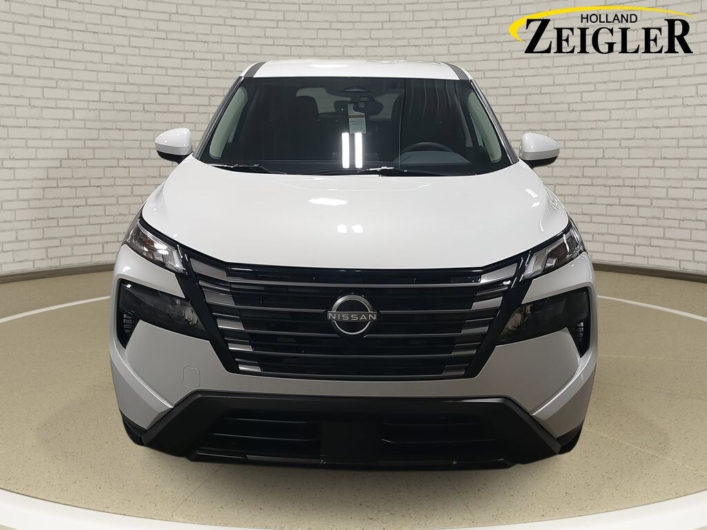 New 2026 Nissan Rogue SV SUV