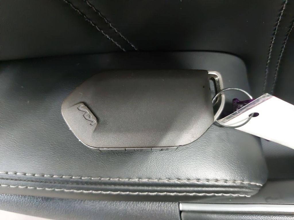 2024 KIA SORENTO - Image 36