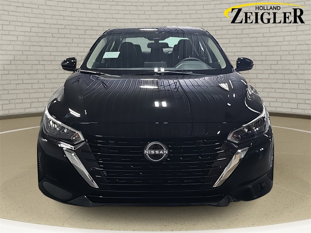 2025 Nissan Sentra SV photo 2
