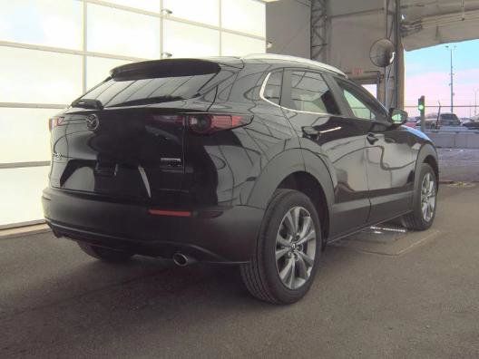 2025 MAZDA CX-30 - Image 4