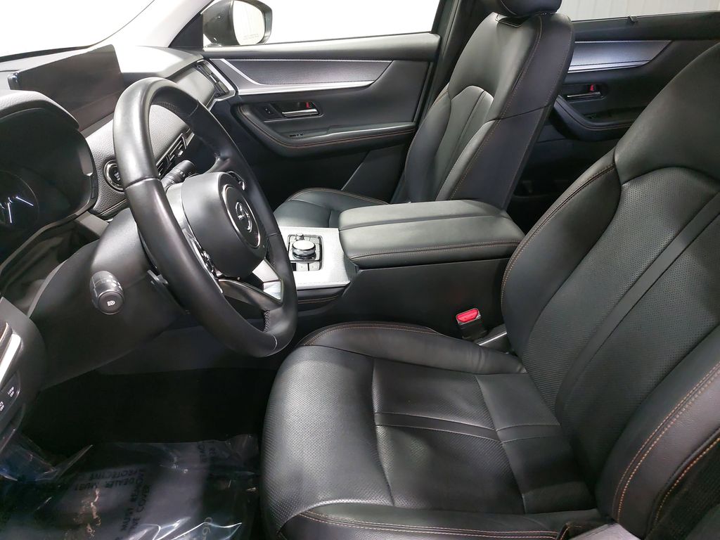 2025 MAZDA CX-90 - Image 17