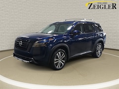 2025 Nissan Pathfinder Platinum SUV