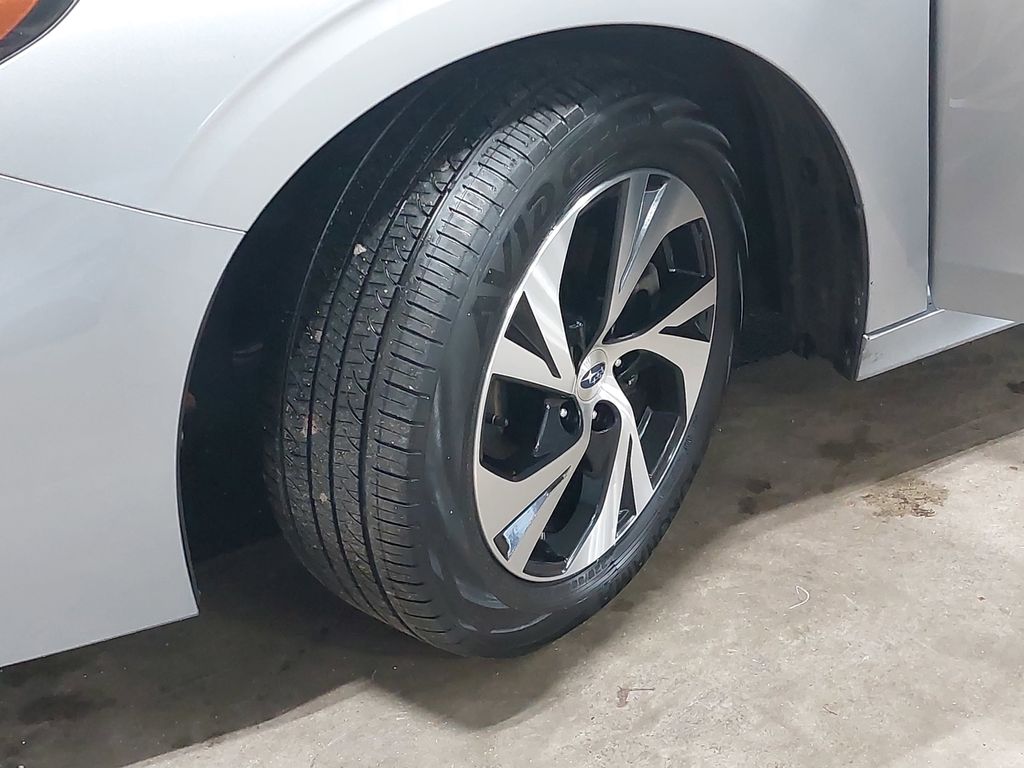 2024 SUBARU LEGACY - Image 31