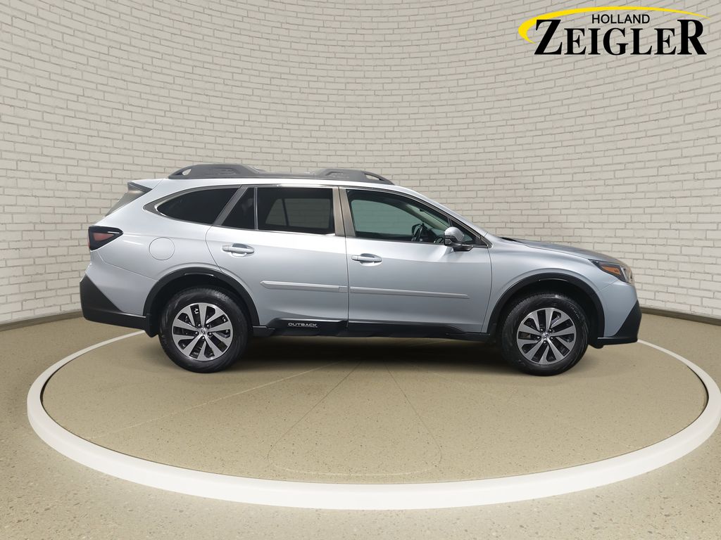 2022 SUBARU OUTBACK - Image 4