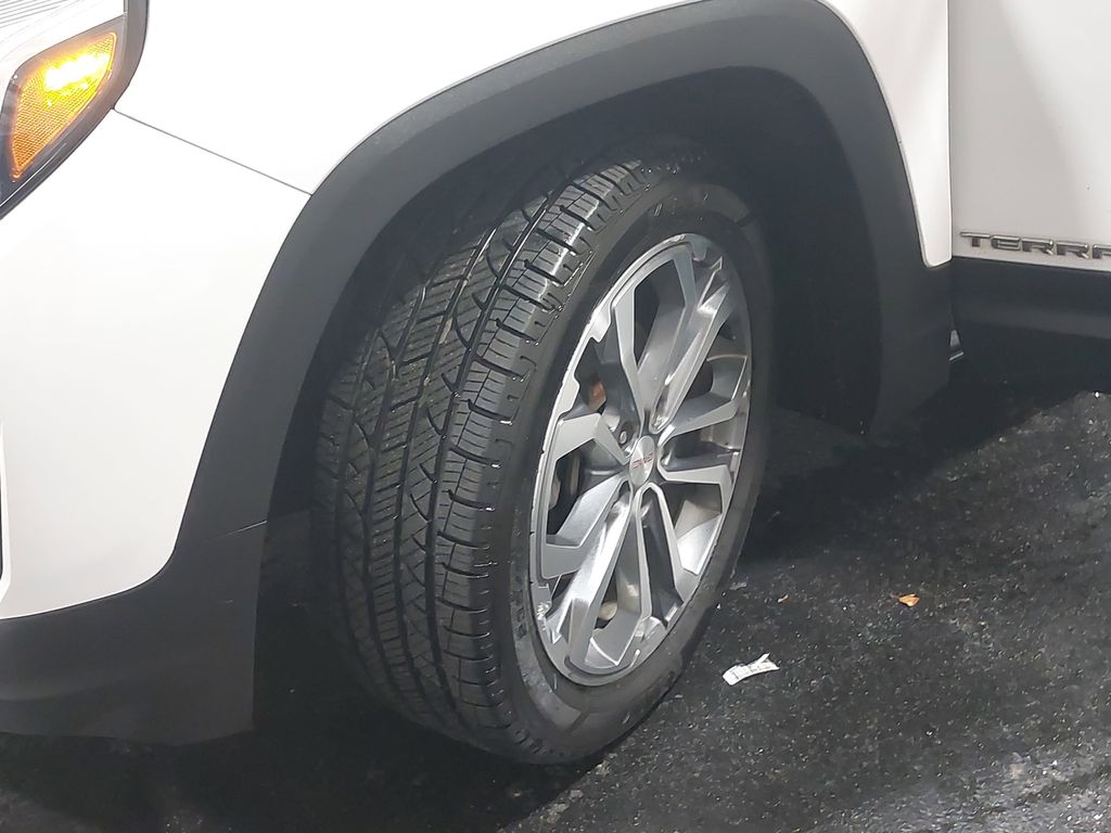 2020 GMC TERRAIN - Image 32