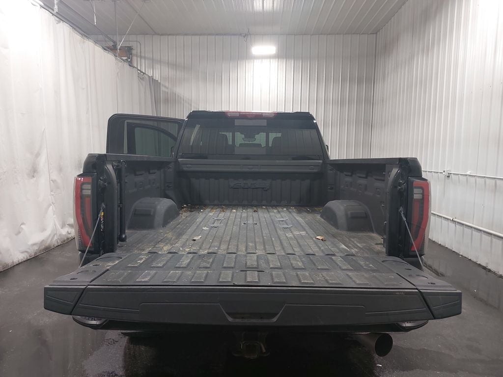 2024 GMC SIERRA HD - Image 13