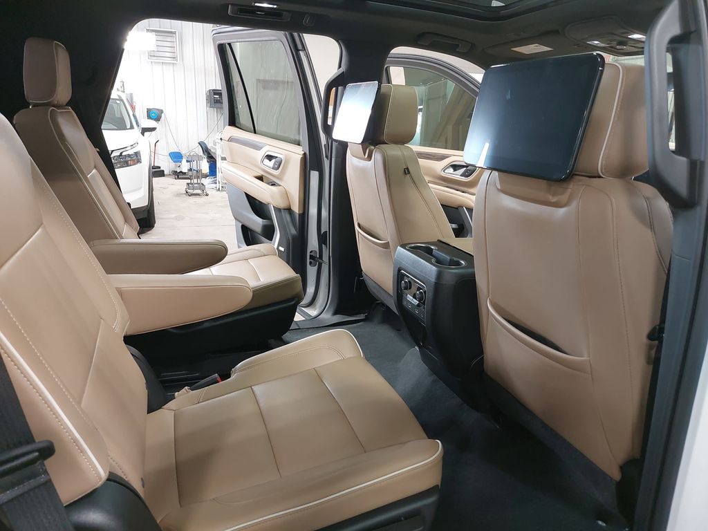 2022 CHEVROLET TAHOE - Image 11