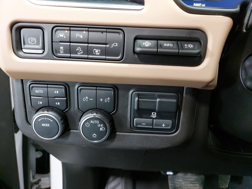 2022 CHEVROLET TAHOE - Image 28