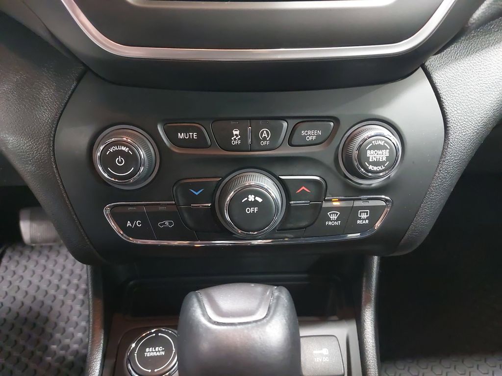 2022 JEEP CHEROKEE - Image 20