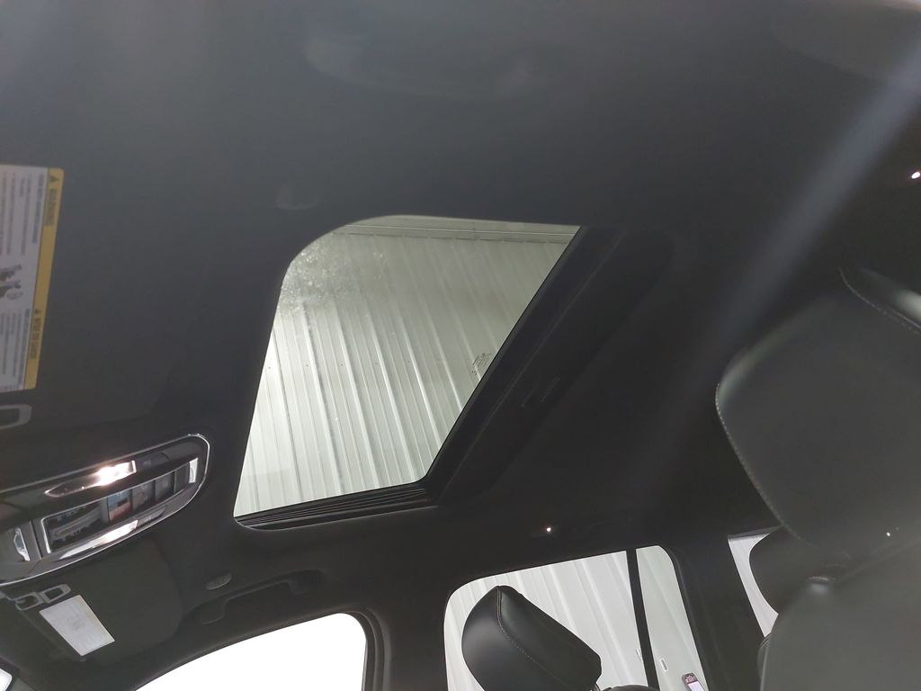 2023 JEEP GRAND CHEROKEE - Image 30