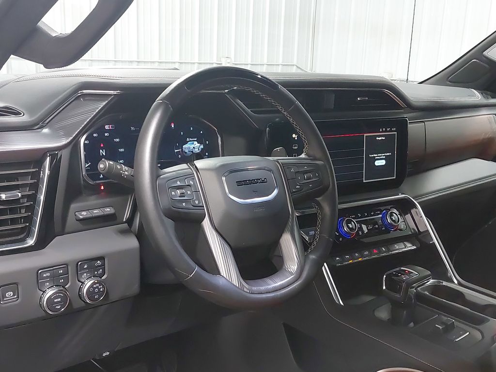 2025 GMC SIERRA - Image 16