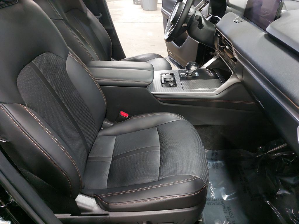 2025 MAZDA CX-90 - Image 10